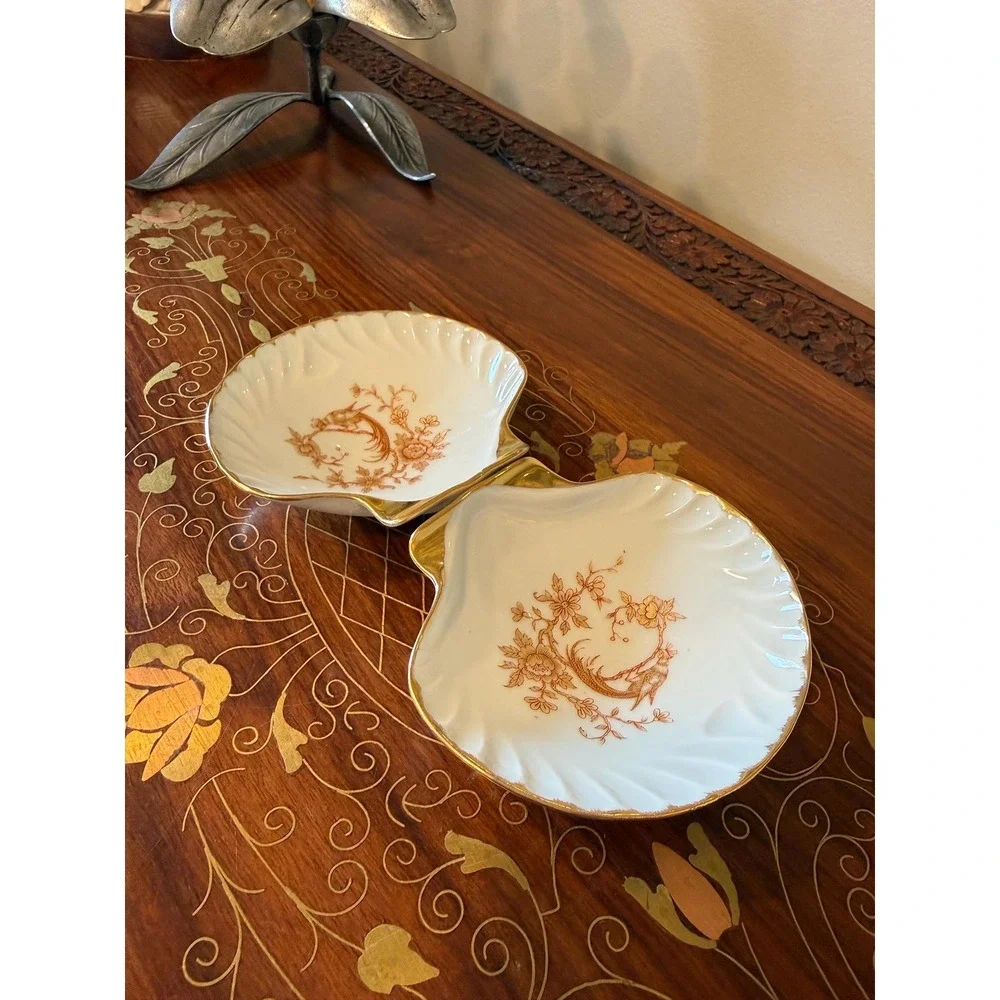 Vintage Limoges Porcelain Shell Trinket Dishes Pair‎